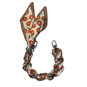 
                  
                    FLOWERS SILK CHAIN
                  
                